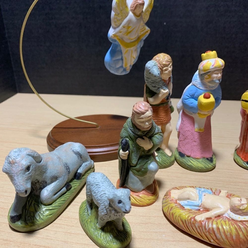 Wee Crafts Hand-painted Nativity Set - Picture 2 of 10